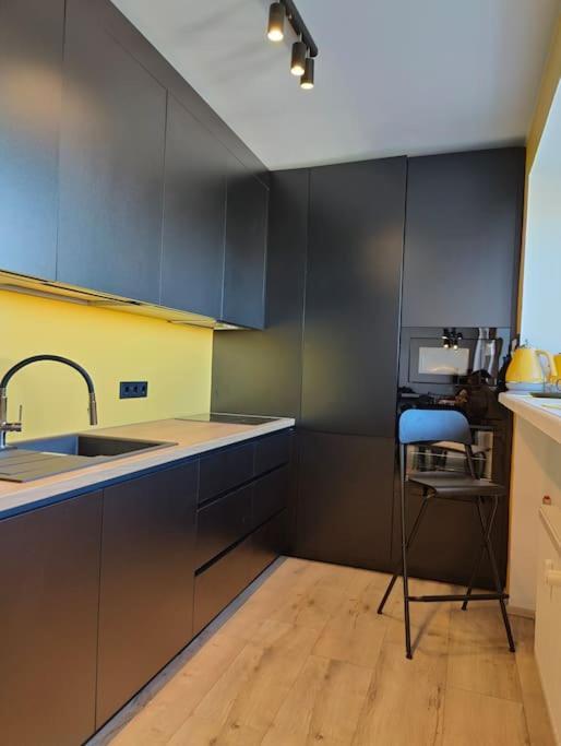 Lai Apartment In City Center Of Rakvere Eksteriør bilde